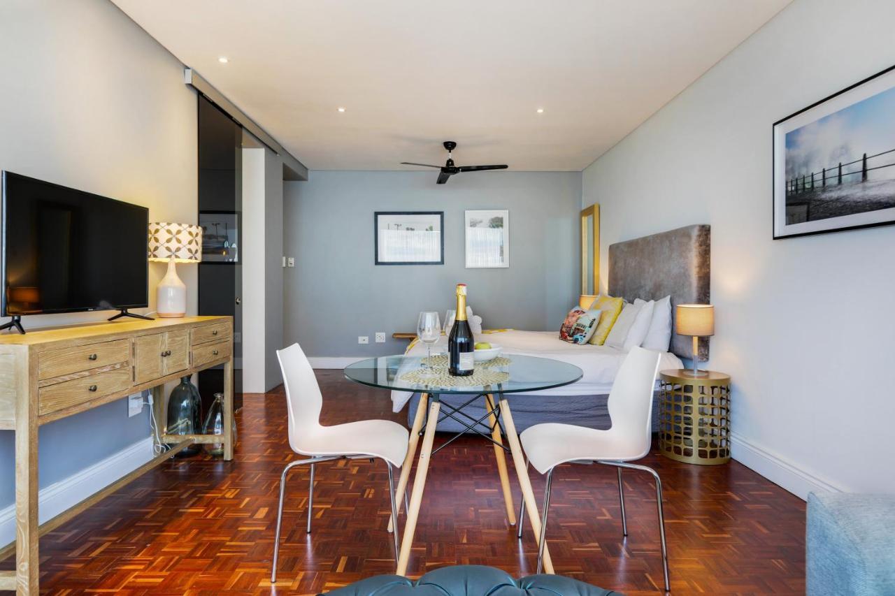 Backup-Power Mouille Point Apartment Cidade Do Cabo Exterior foto